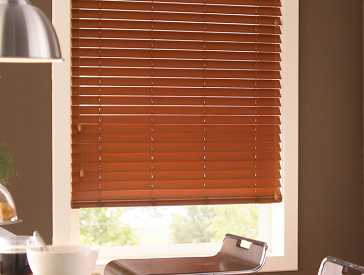 ГОРИЗОНТАЛЬНЫЕ ПЛАСТИКОВЫЕ ЖАЛЮЗИ ПОД ДЕРЕВО 50 ММ