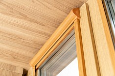 Рулонные кассетные шторы UNI под дерево